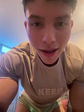 Snapshot of JAYCAM_ chatting on 06.19.26 JAYCAM online show from 06.19.26