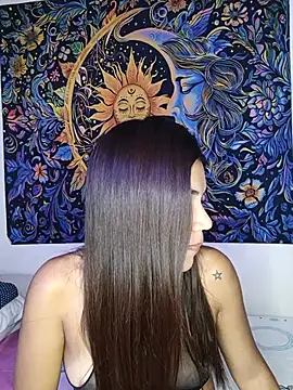 Snapshot of isabellahofmann chatting on 05.16.26 isabellahofmann online show from 05.16.26