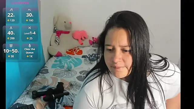 Snapshot of Atenea_19_ chatting on 06.24.26 Atenea 19 online show from 06.24.26
