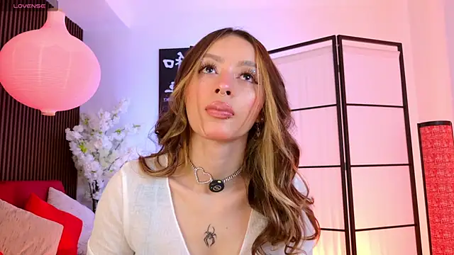 Snapshot of Elysia_carter chatting on 05.22.26 Elysia carter online show from 05.22.26