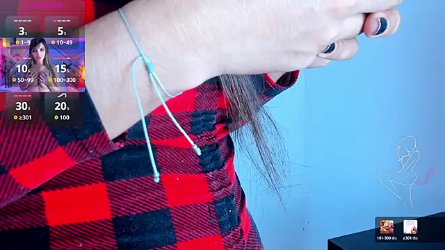 Snapshot of LiiaaGenner chatting on 07.18.26 LiiaaGenner online show from 07.18.26