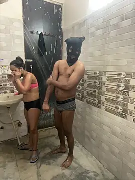 couple-new online show from 04.18.26