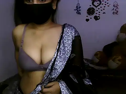 Snapshot of Ishika_baby_ chatting on 05.08.26 Ishika baby online show from 05.08.26