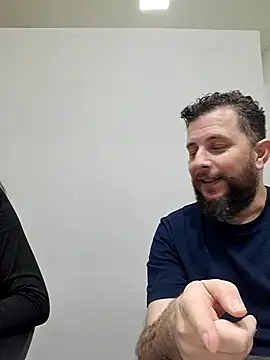 Snapshot of AlejoXMP2026 chatting on 04.14.26 AlejoXMP2026 online show from 04.14.26