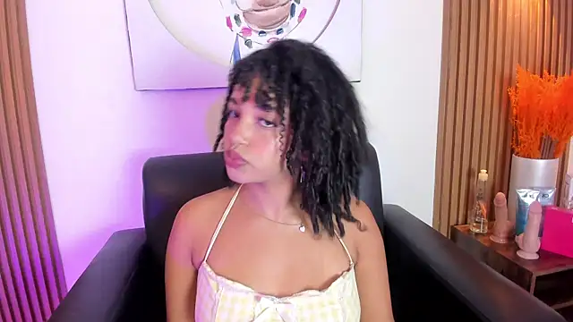 Snapshot of JazmyXXX chatting on 07.06.26 JazmyXXX online show from 07.06.26
