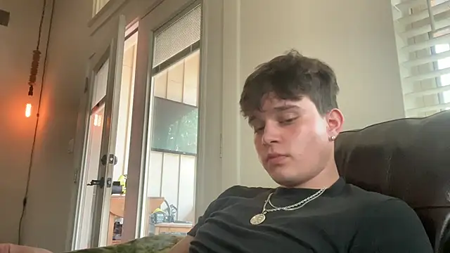 Snapshot of flacko1900 chatting on 03.25.26 flacko1900 online show from 03.25.26