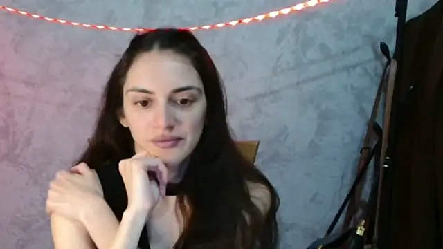 Snapshot of RoxiCherry chatting on 05.13.26 RoxiCherry online show from 05.13.26