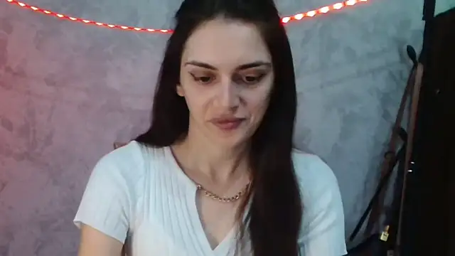 Snapshot of RoxiCherry chatting on 05.14.26 RoxiCherry online show from 05.14.26
