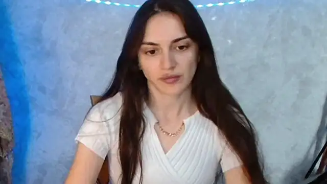 Snapshot of RoxiCherry chatting on 05.19.26 RoxiCherry online show from 05.19.26