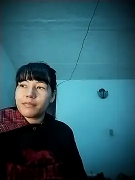 Snapshot of Moon_Thompson chatting on 05.12.26 Moon Thompson online show from 05.12.26