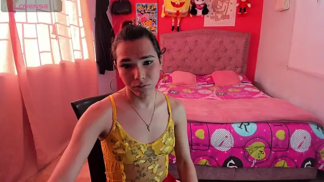 Snapshot of Sofia_Hot_Latina chatting on 06.21.26 Sofia Hot Latina online show from 06.21.26