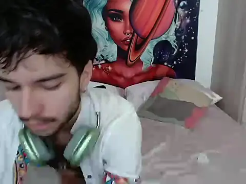 Snapshot of Adrien_polo chatting on 05.31.26 Adrien polo online show from 05.31.26