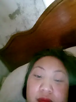 Snapshot of Emmi_cute9x chatting on 03.28.26 Emmi cute9x online show from 03.28.26