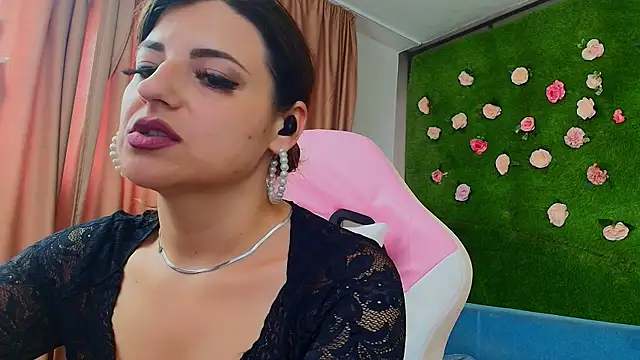 Snapshot of AmmyFlirty chatting on 07.16.26 AmmyFlirty online show from 07.16.26