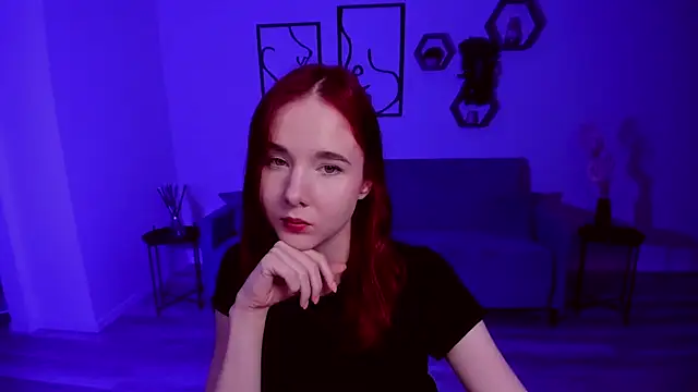 Snapshot of MarilynFire chatting on 06.21.26 MarilynFire online show from 06.21.26