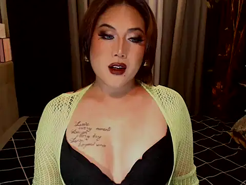 Snapshot of YourMistressAggy chatting on 06.27.26 YourMistressAggy online show from 06.27.26