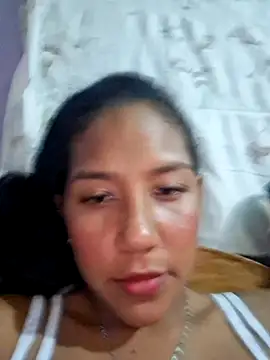 Snapshot of emily_fox01 chatting on 07.25.26 emily fox01 online show from 07.25.26