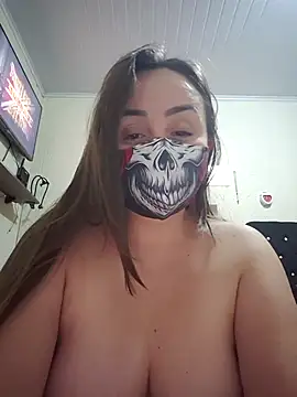 Snapshot of Cannnnndy chatting on 07.18.26 Cannnnndy online show from 07.18.26