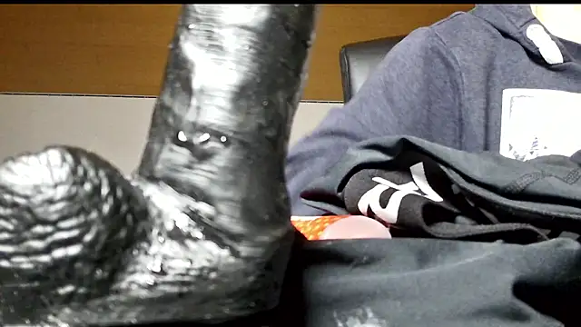 Snapshot of leggingshot1 chatting on 03.25.26 leggingshot1 online show from 03.25.26