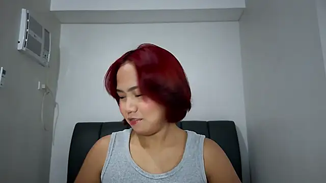Snapshot of misscutee chatting on 04.14.26 misscutee online show from 04.14.26