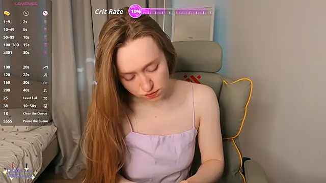 Snapshot of mowalova chatting on 06.16.26 mowalova online show from 06.16.26