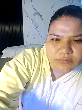Snapshot of mile__44 chatting on 06.27.26 mile 44 online show from 06.27.26