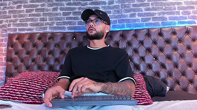 KyleJoss30 online show from 04.27.26