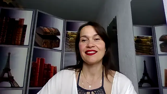 Snapshot of Selena_Moo chatting on 04.09.26 Selena Moo online show from 04.09.26