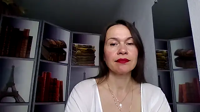 Snapshot of Selena_Moo chatting on 04.12.26 Selena Moo online show from 04.12.26
