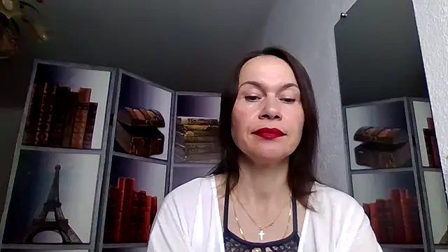 Snapshot of Selena_Moo chatting on 04.15.26 Selena Moo online show from 04.15.26