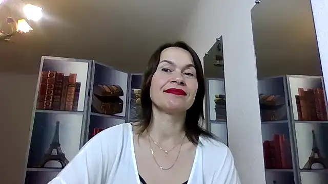 Snapshot of Selena_Moo chatting on 05.01.26 Selena Moo online show from 05.01.26