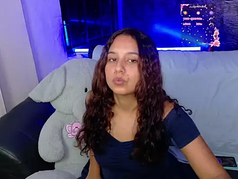 Snapshot of Shadai_Ross chatting on 05.26.26 Shadai Ross online show from 05.26.26