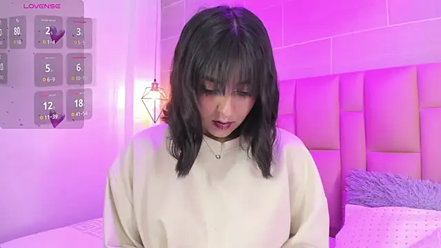 Coralie  online show from 03.25.26