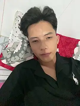 Snapshot of Nguyencuong1999 chatting on 04.13.26 Nguyencuong1999 online show from 04.13.26