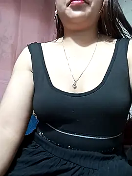 Snapshot of Hena__ chatting on 04.08.26 Hena online show from 04.08.26