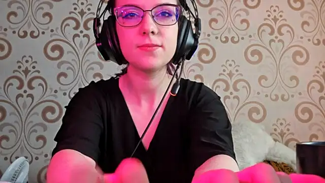 Snapshot of IsaSantella chatting on 03.23.26 IsaSantella online show from 03.23.26