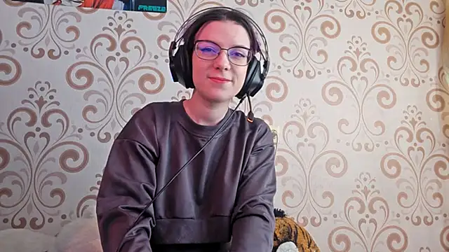 Snapshot of IsaSantella chatting on 03.24.26 IsaSantella online show from 03.24.26
