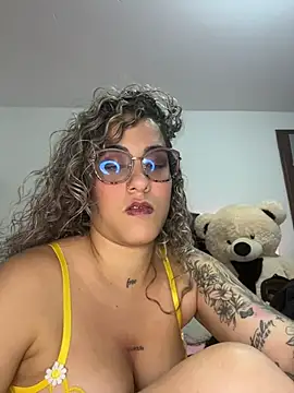 Snapshot of Melina-54 chatting on 06.02.26 Melina-54 online show from 06.02.26