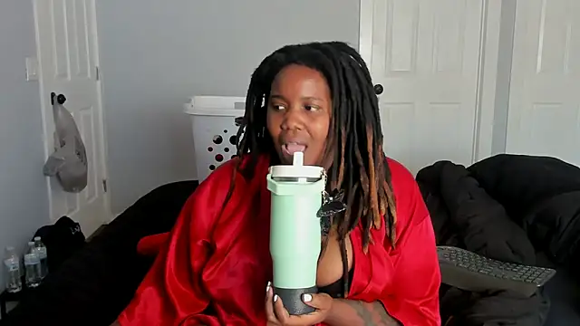 locsofchocolate online show from 04.15.26