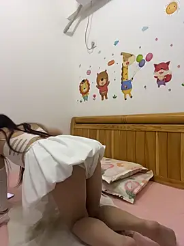 flylingling33 online show from 03.24.26