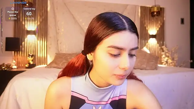Snapshot of Doll_kira_ chatting on 03.30.26 Doll kira online show from 03.30.26