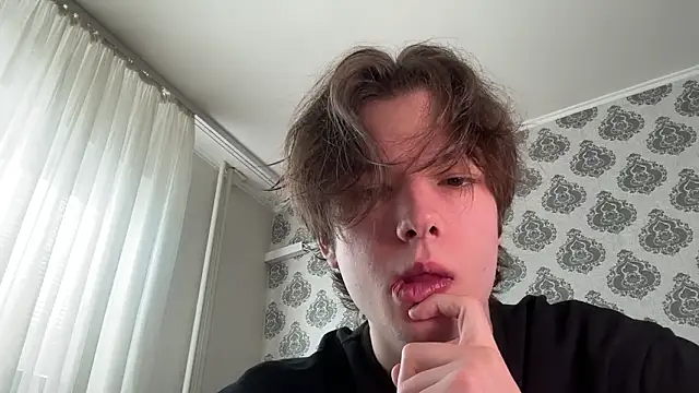 Snapshot of tomasdickpick chatting on 03.27.26 tomasdickpick online show from 03.27.26
