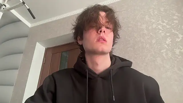 Snapshot of tomasdickpick chatting on 04.21.26 tomasdickpick online show from 04.21.26