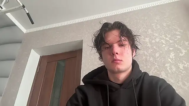 Snapshot of tomasdickpick chatting on 04.24.26 tomasdickpick online show from 04.24.26