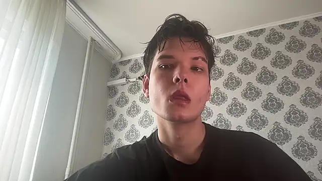 Snapshot of tomasdickpick chatting on 06.29.26 tomasdickpick online show from 06.29.26