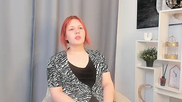 EvieRaminez online show from 03.25.26