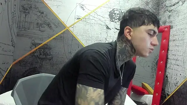 Snapshot of Gury_tattoo chatting on 04.14.26 Gury tattoo online show from 04.14.26