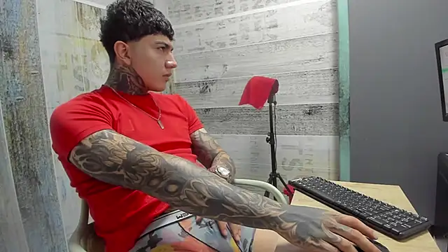 Snapshot of Gury_tattoo chatting on 05.09.26 Gury tattoo online show from 05.09.26