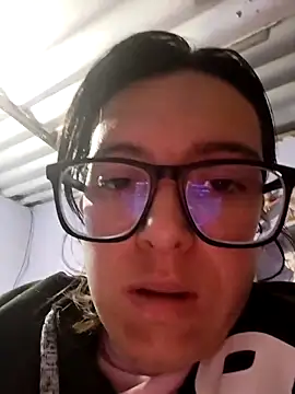 Snapshot of Greta_silber26 chatting on 03.26.26 Greta silber26 online show from 03.26.26