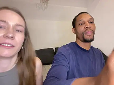 Snapshot of midnight_danseur chatting on 04.17.26 midnight danseur online show from 04.17.26